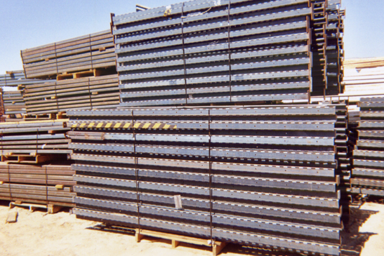 used pallet racks, used racks, pallet racks, shelving, uprights, industrial racks, mezzanines, pallet racking, load beams, metal decks, wire decks, rivet shelving, warehouse shelving, teardrop shelving